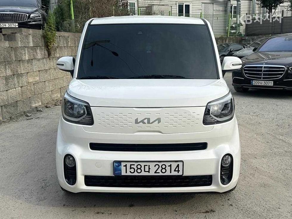 2022 - kia ray