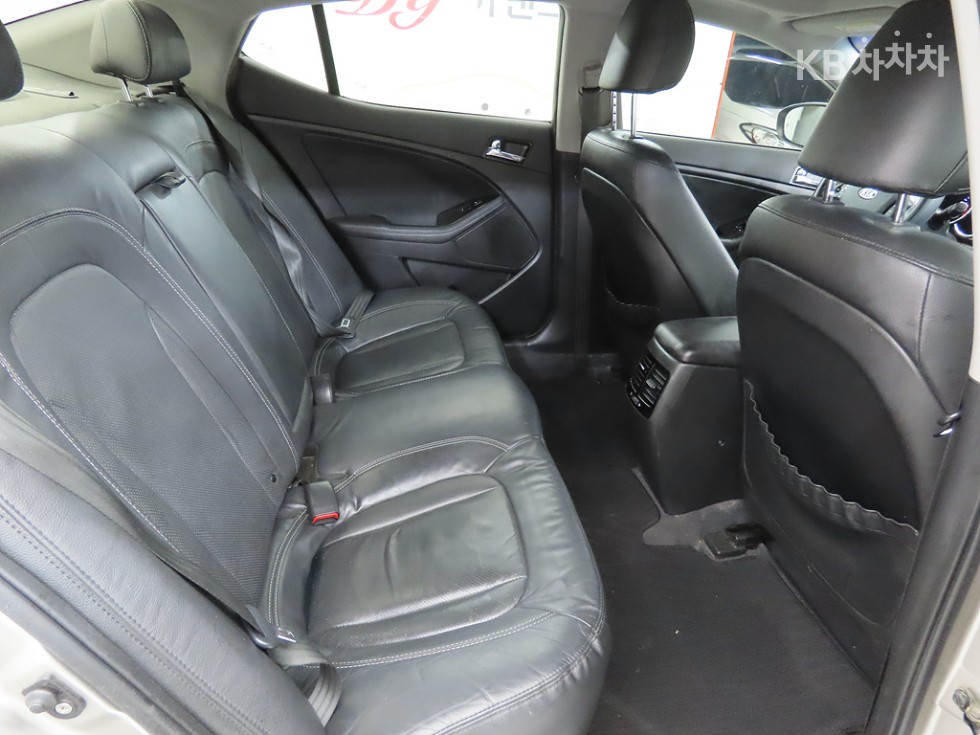 2011 - kia k5