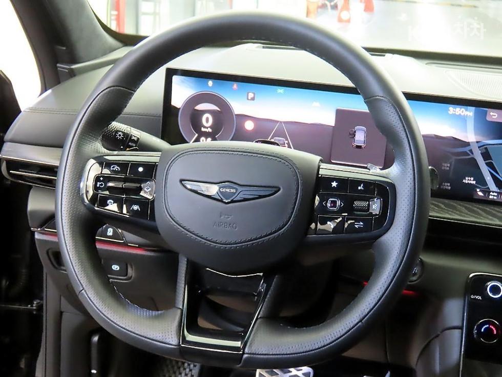 2024 Genesis GV80 COUPE photo