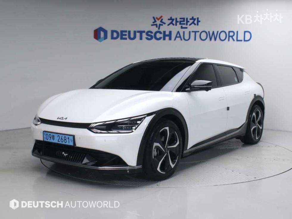 기아 EV6 2022년식 기아 EV6 롱 레인지 2WD 어스