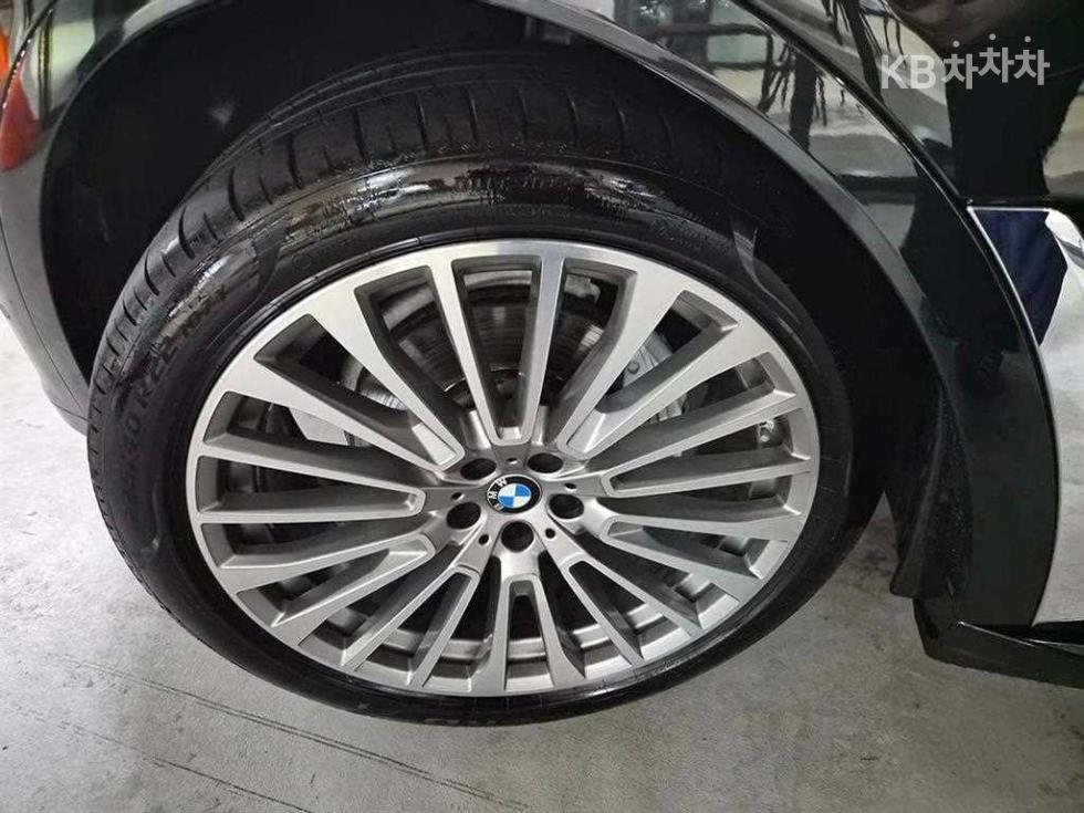 2021 BMW BMW X7(G07) photo