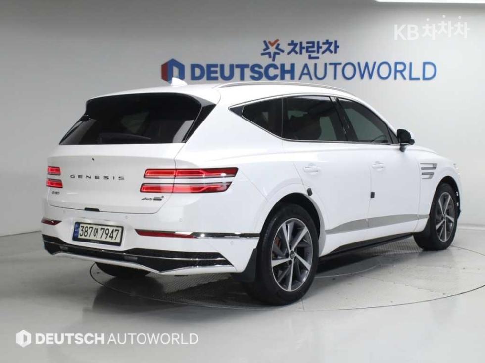 2024 Genesis GV80 photo