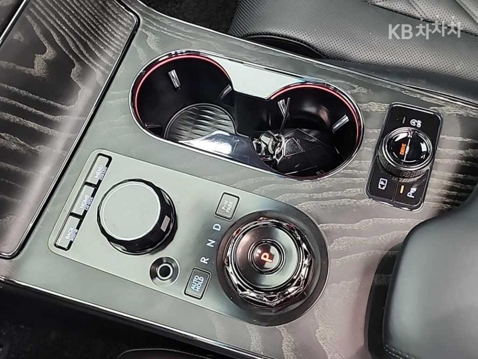 2024 Genesis GV80 COUPE photo