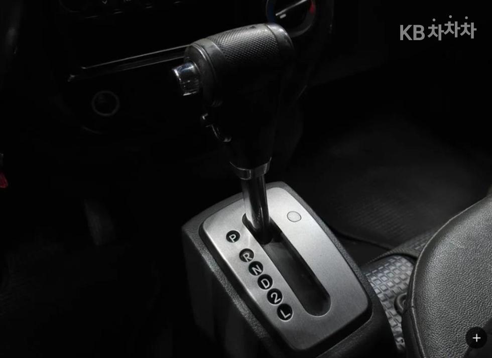 2011 - kia bongo iii