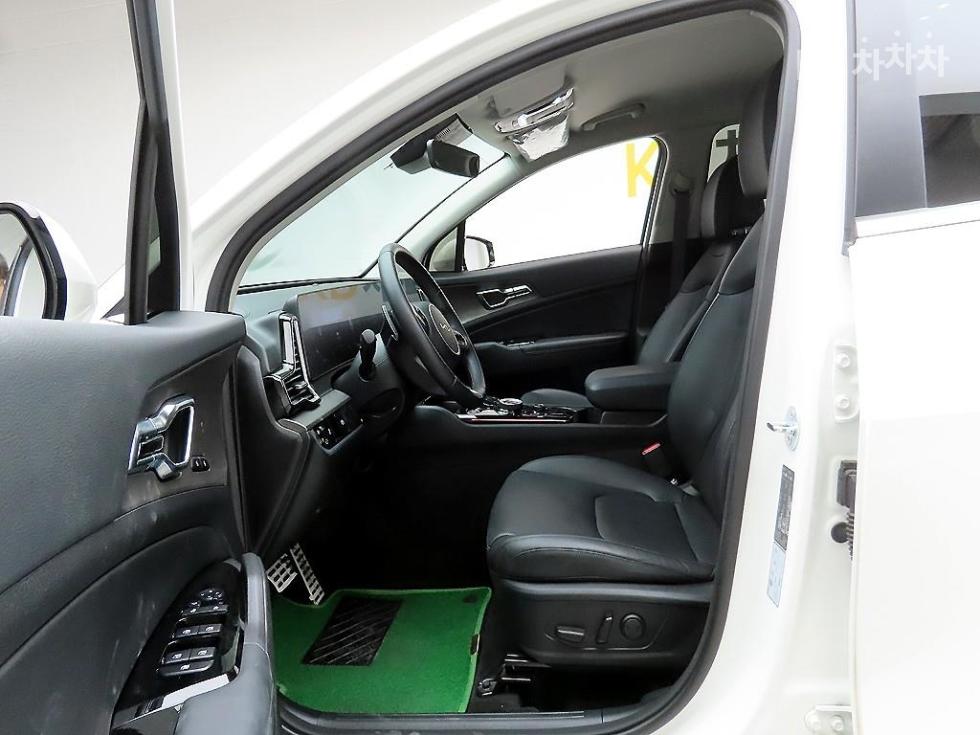 2024 - kia sportage