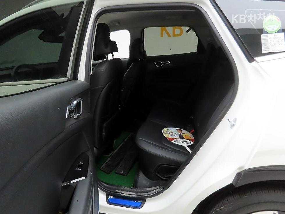 2024 - kia sportage