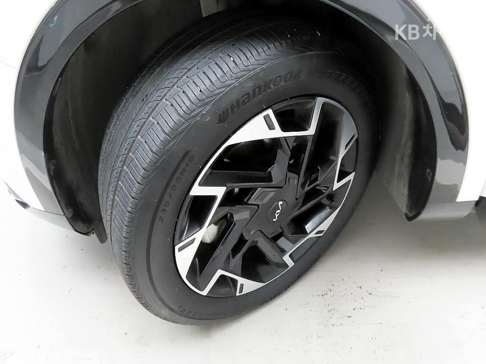 2024 - kia sportage