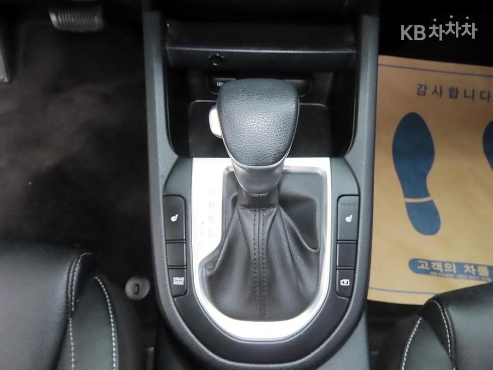 2022 - kia k3