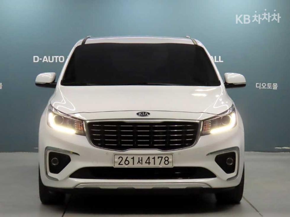 2020 - kia carnival