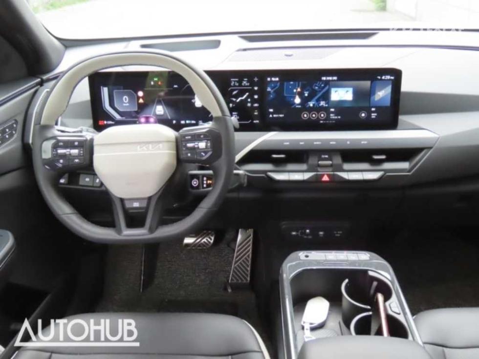 2026 - kia ev5