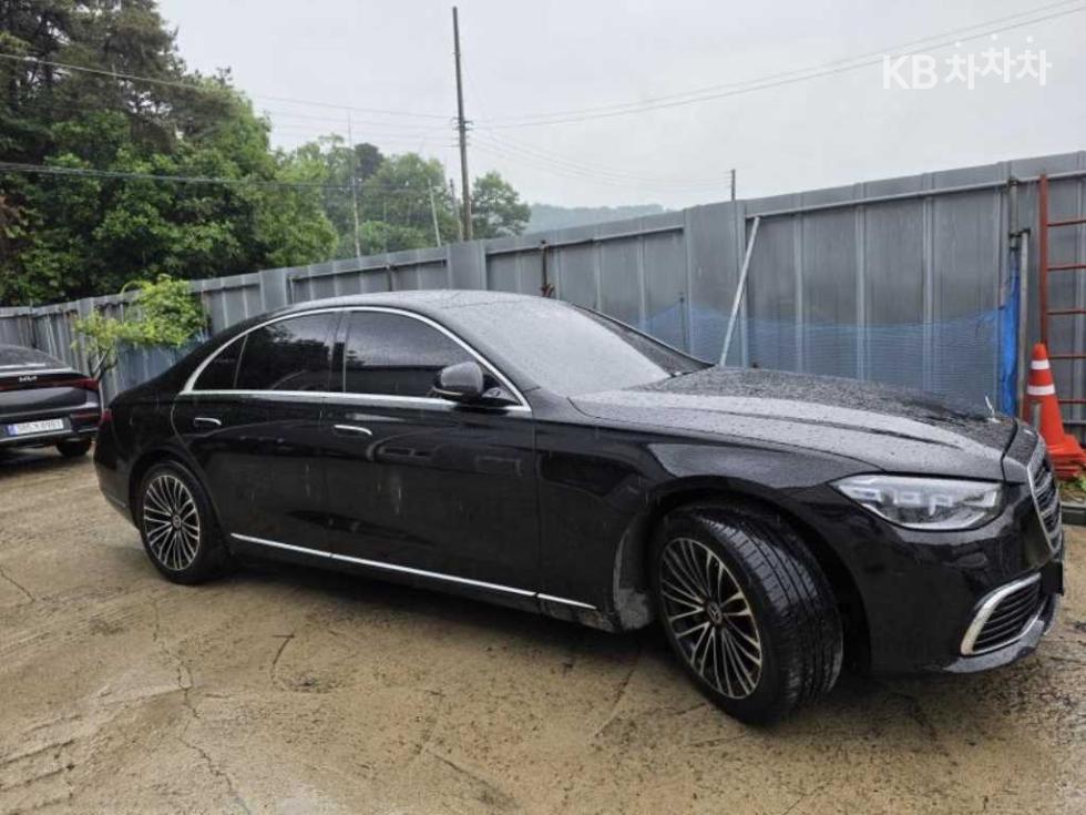 2022 Mercedes-Benz S W223 photo