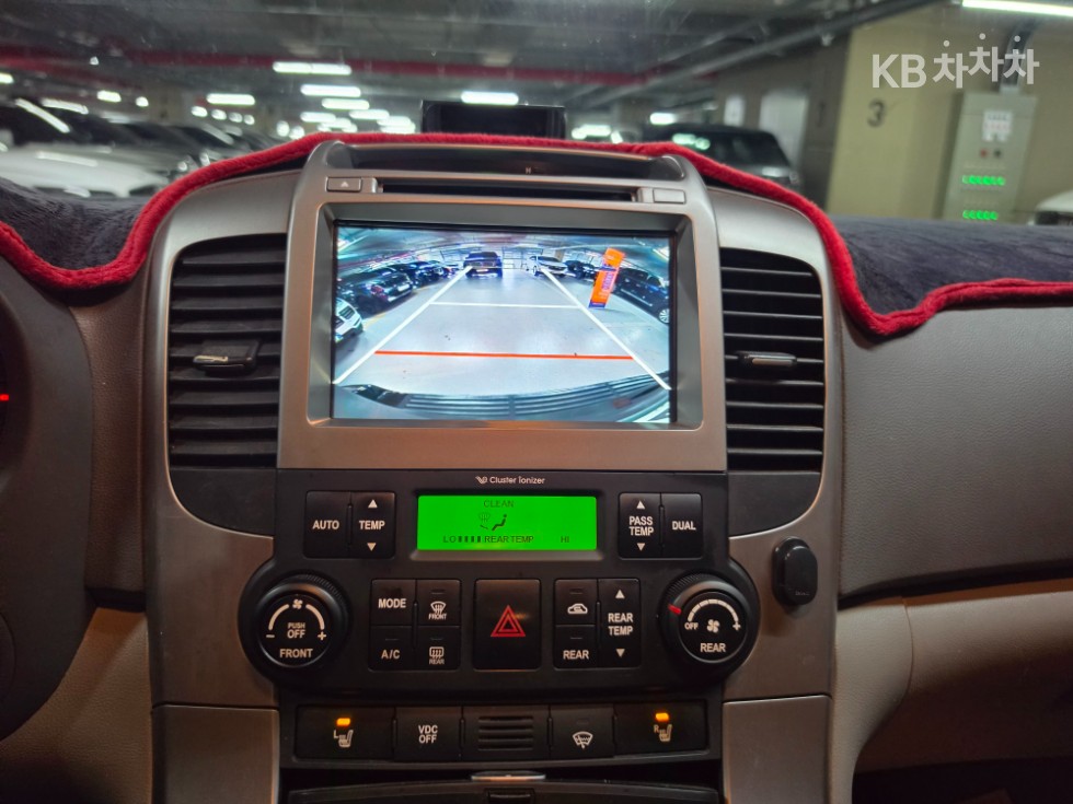 2011 - kia carnival