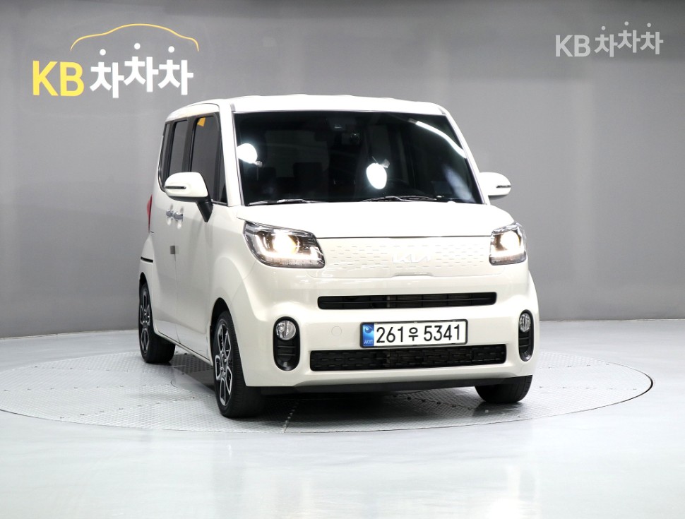 2022 - kia ray