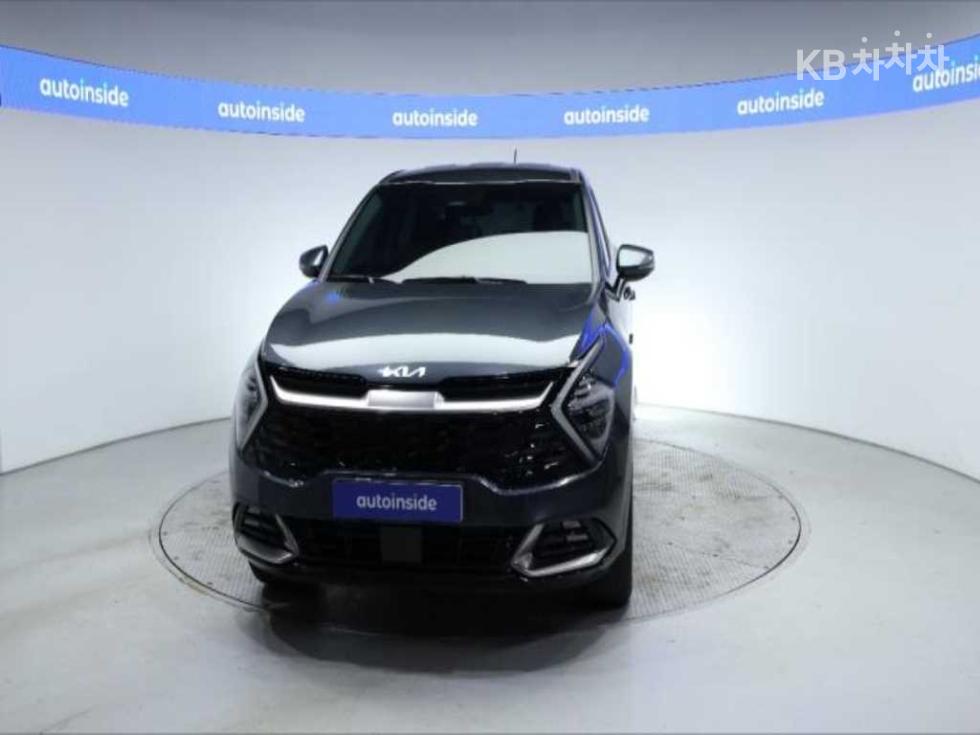 2023 - kia sportage