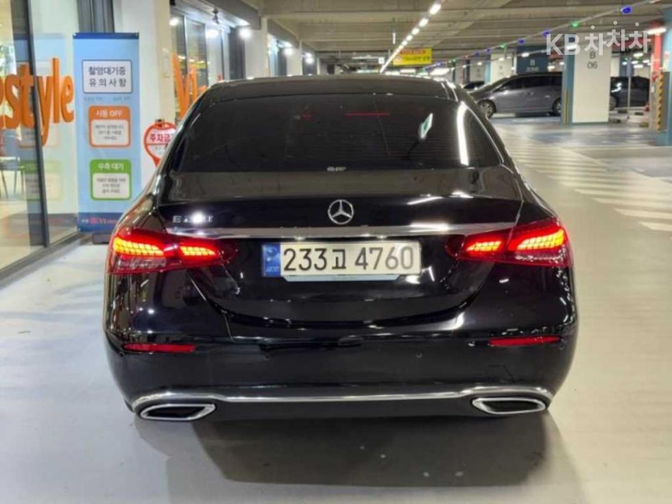 2023 Mercedes-Benz E (W213) photo