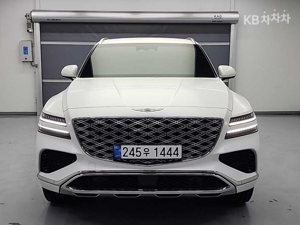 2025 Genesis GV80 photo