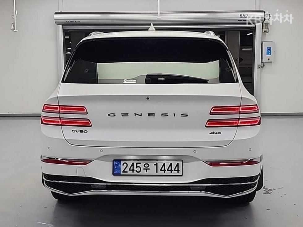 2025 Genesis GV80 photo