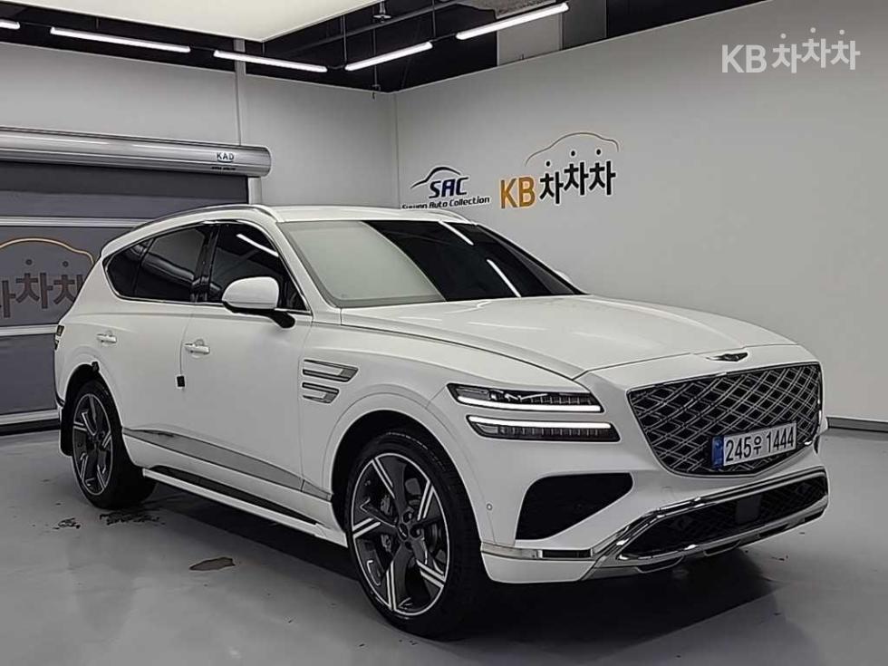 2025 Genesis GV80 photo