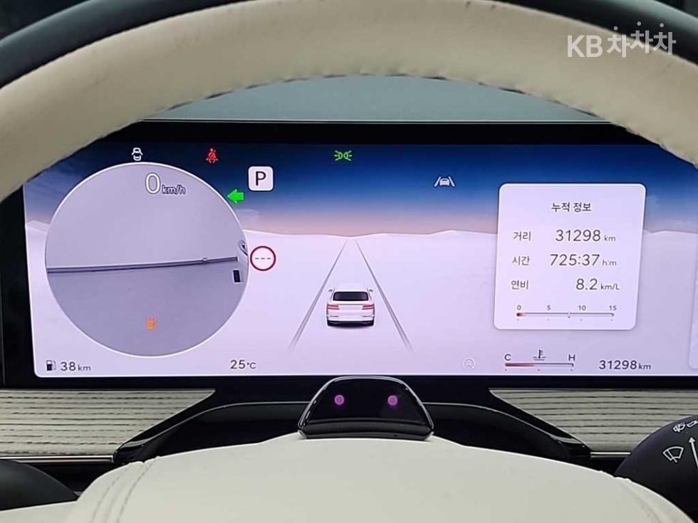 2025 Genesis GV80 photo