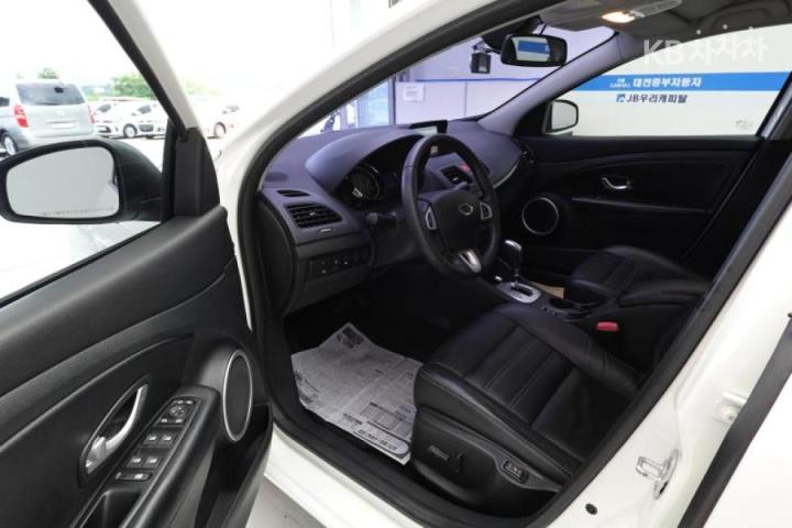 Renault SM3 New RE Base Type 9