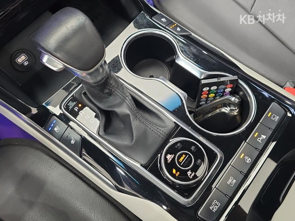 2020 - kia mohave