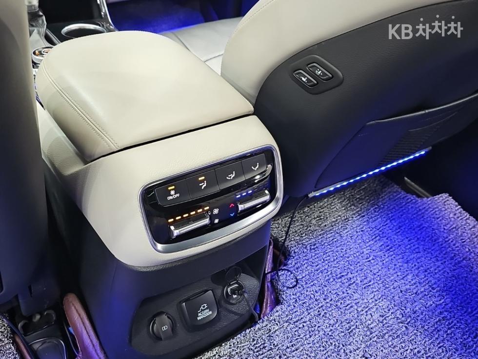 2020 - kia mohave