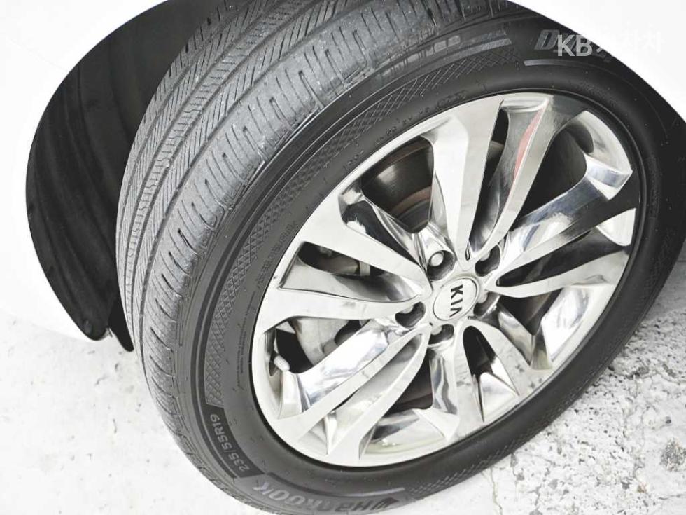 2018 - kia carnival