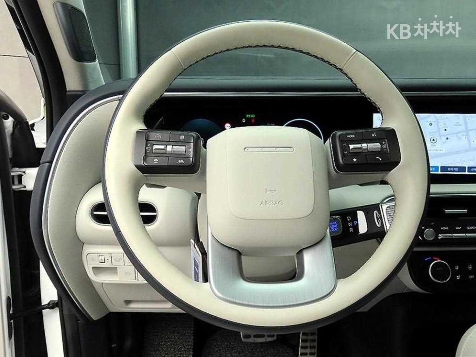 2025 Hyundai Used Car photo