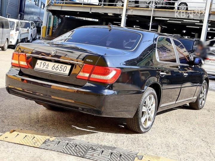 KG Mobility (Ssangyong) Chairman H New Classic 600S Top Model 5