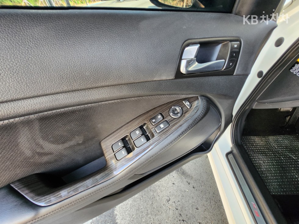 2014 - kia k5