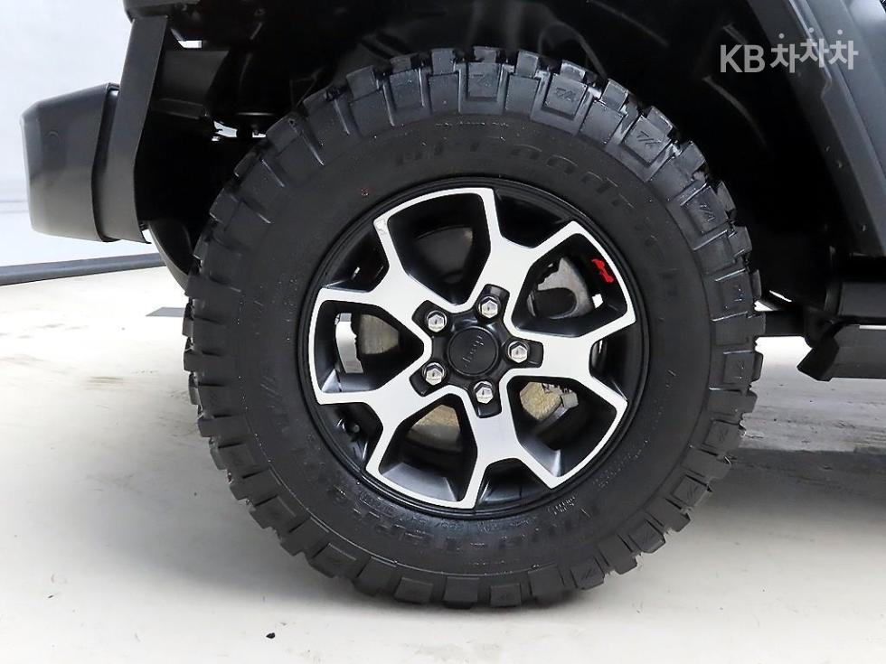 2023 Jeep (JL) photo