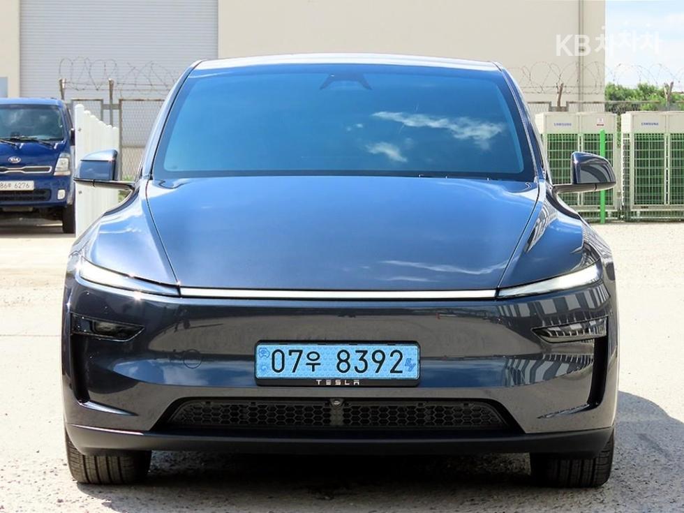 테슬라 모델 Y 2025년식 테슬라 Model Y Long Range