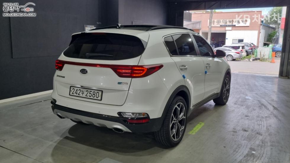2019 - kia sportage