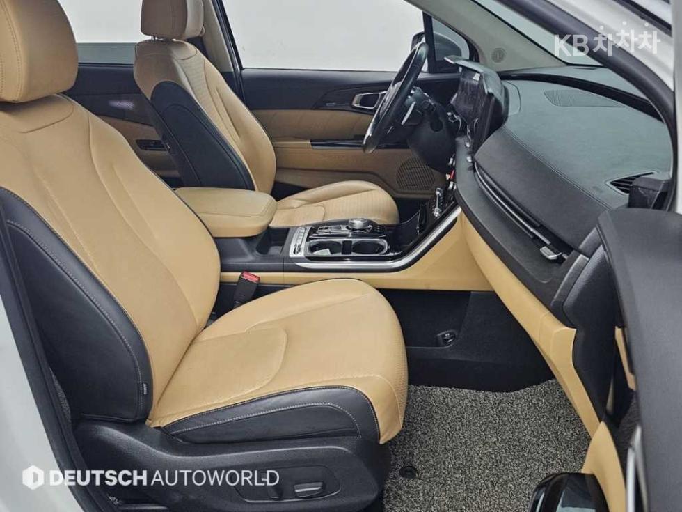 2021 - kia carnival