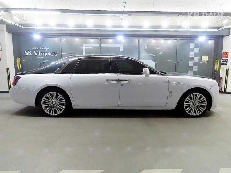 Rolls-Royce Ghost — miniaturë 3