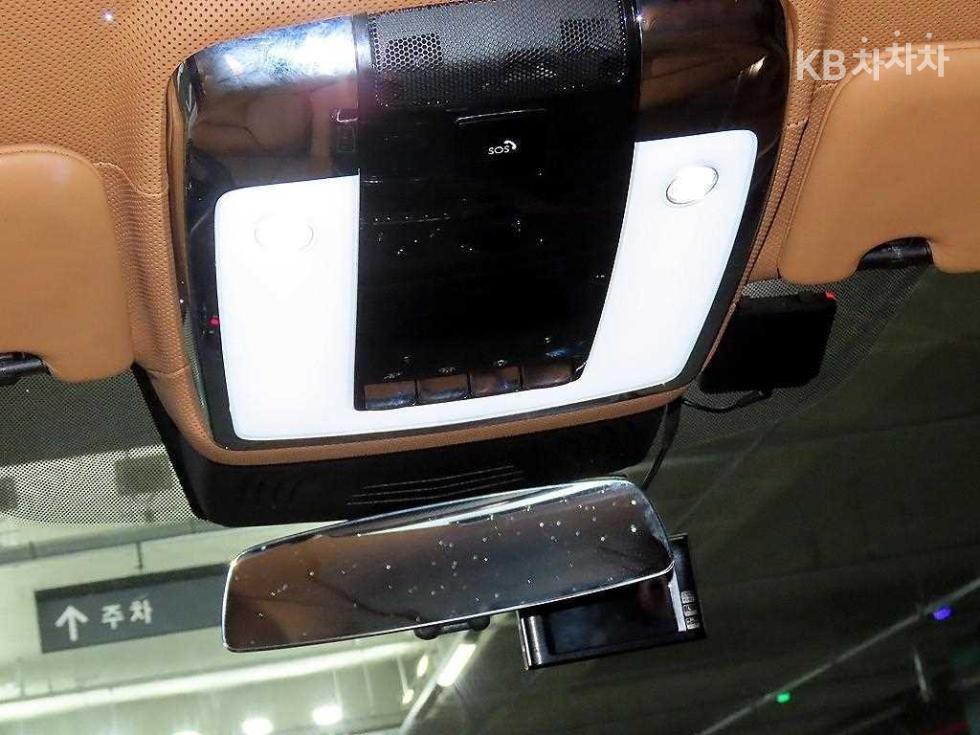 Rolls-Royce Ghost — miniaturë 15