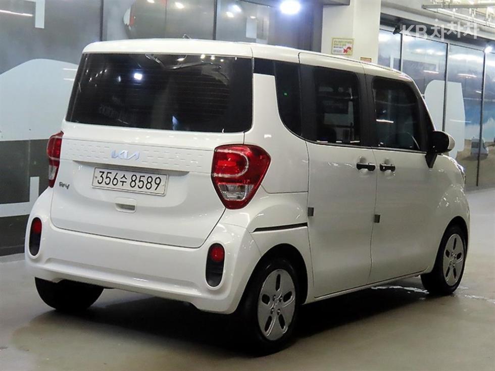 2022 - kia ray