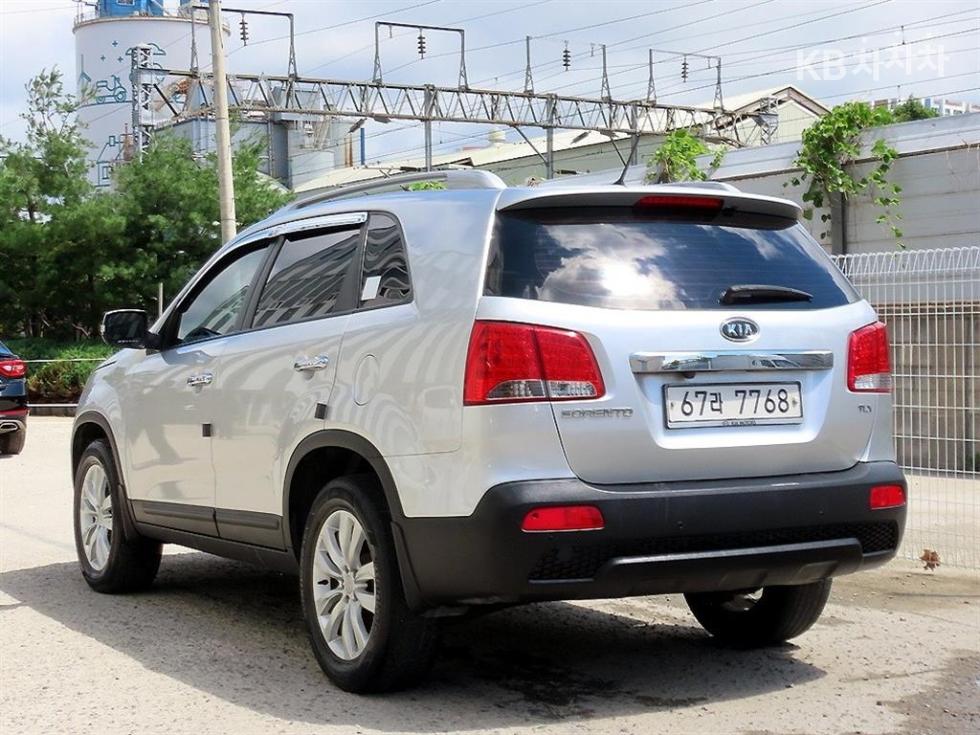2011 - kia sorento