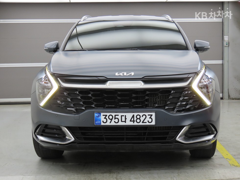 2022 - kia sportage