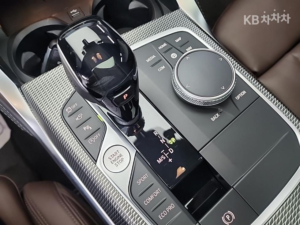 2021 BMW BMW 4 (G22) photo