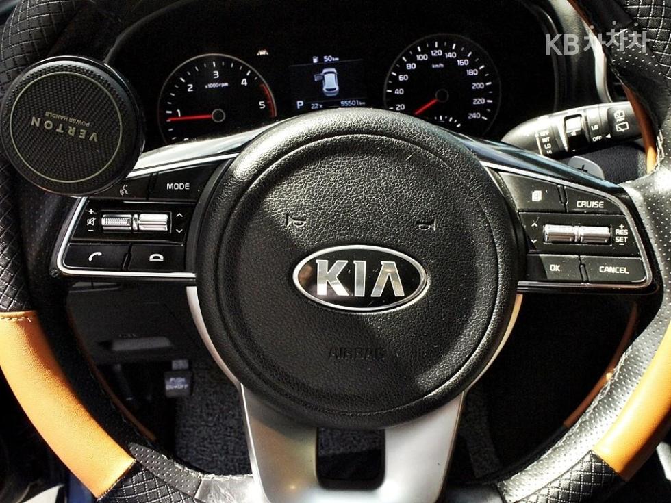 2020 - kia sportage