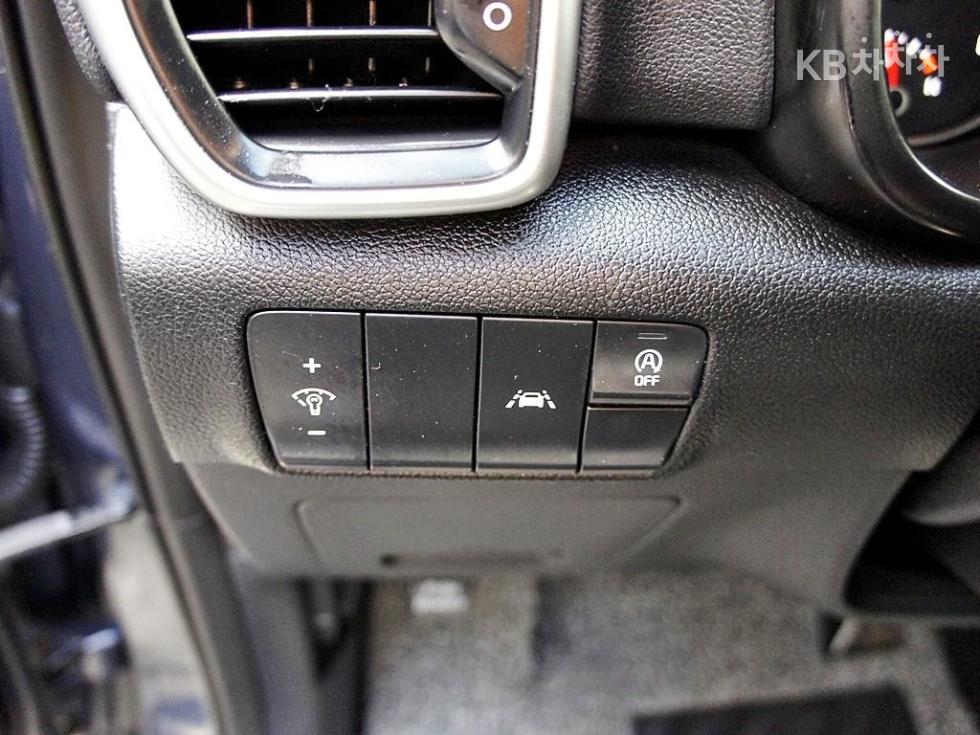 2020 - kia sportage