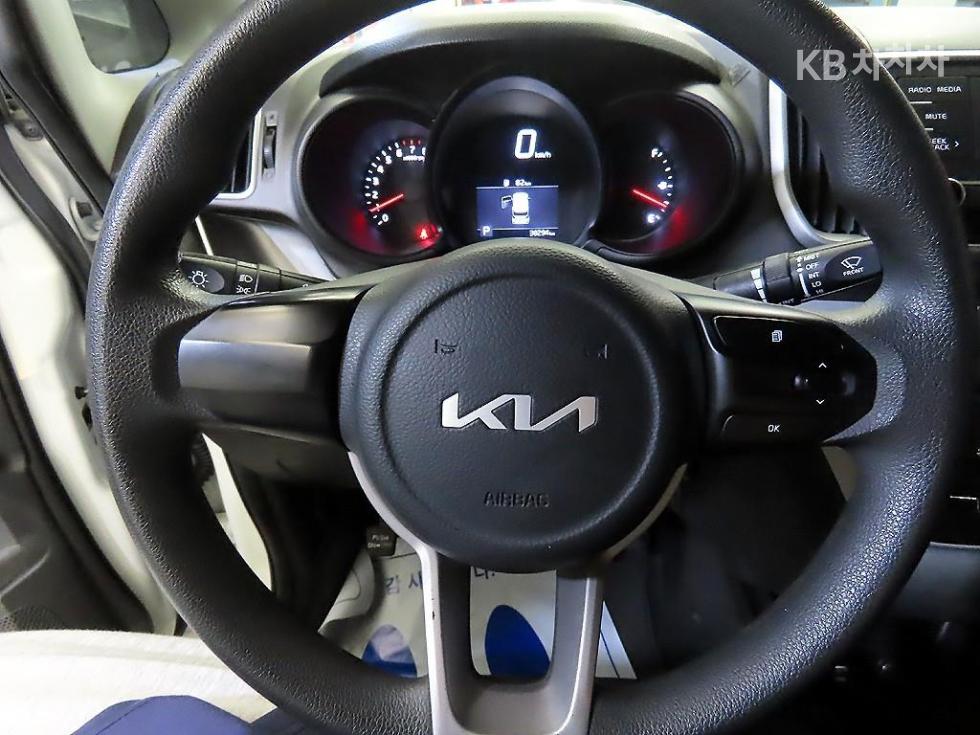 2022 - kia ray