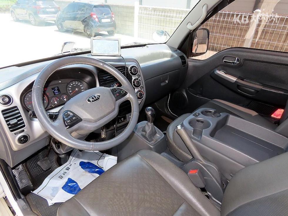 2019 - kia bongo iii
