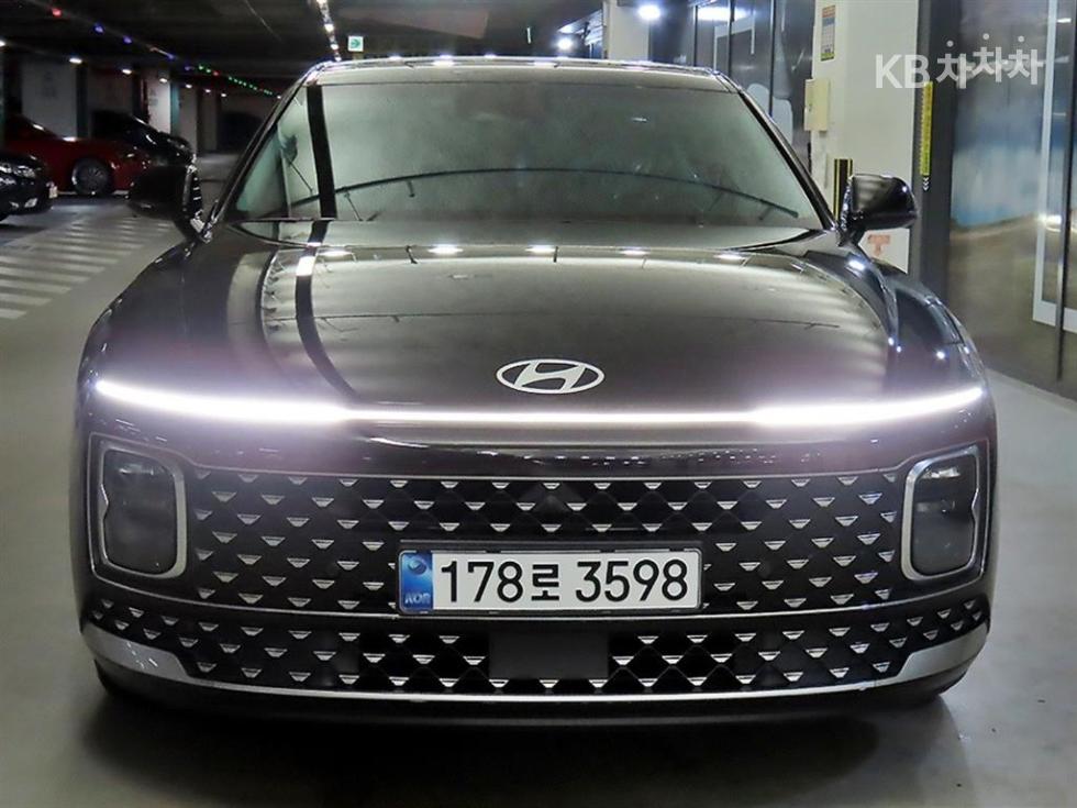 2024 Hyundai Used Car photo