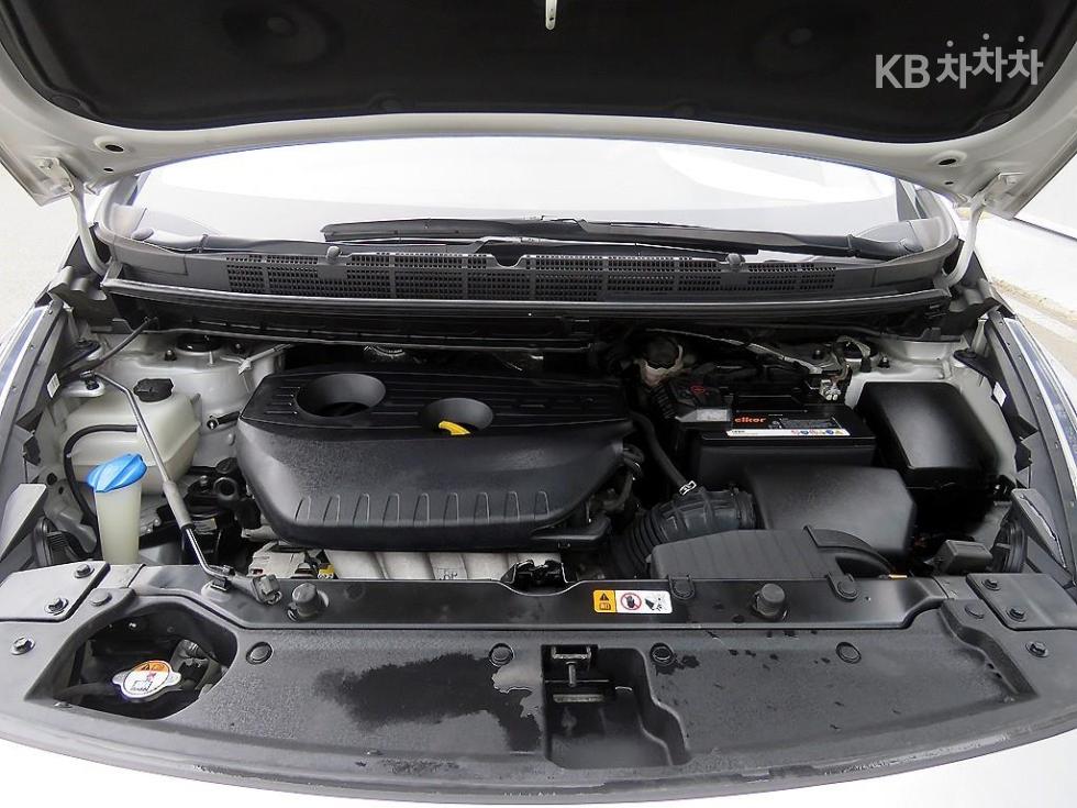Kia Carens — miniaturë 17