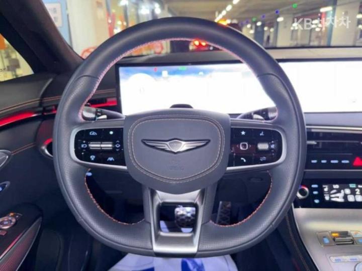 Genesis GV70 Gasoline 2.5T Sport Package AWD 9