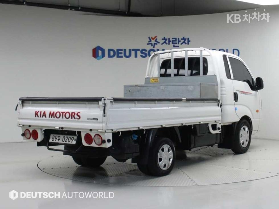2021 - kia bongo iii