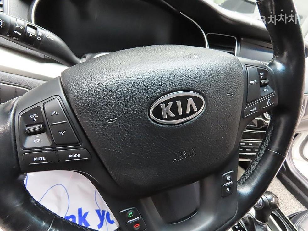 2014 - kia k7