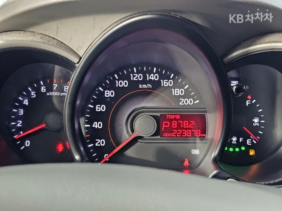 2012 - kia ray